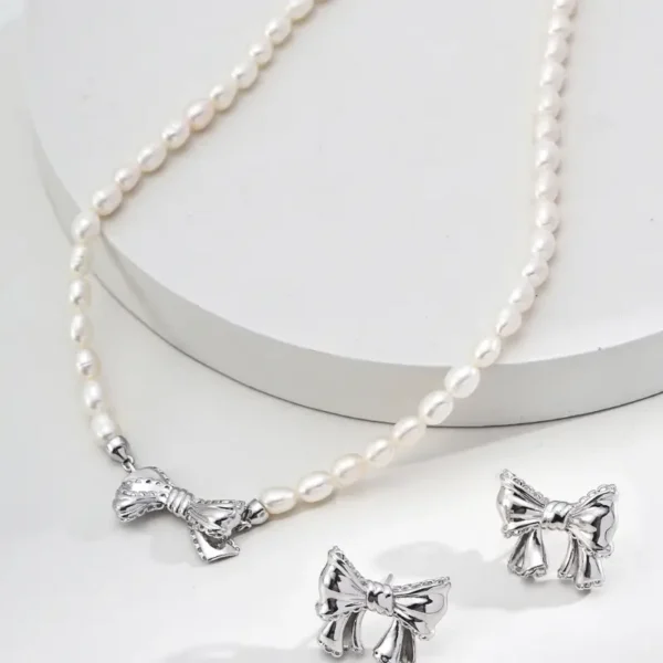butterfly-garden-pendant-nature-pearl-necklace-03