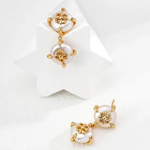 gothic-iris-vintage-natural-pearl-earrings-04