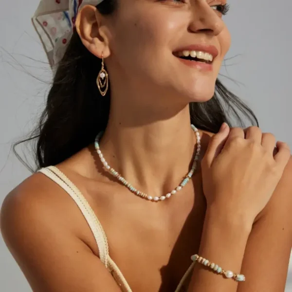 French Style Serene Drop Pearl Earrings - Image 4