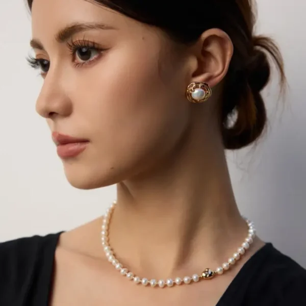French Simple Natural Pearl Necklace - Image 5