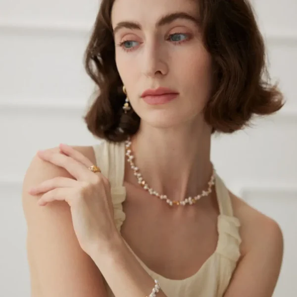 Delicate Luminescence Natural Pearl Bracelet 05