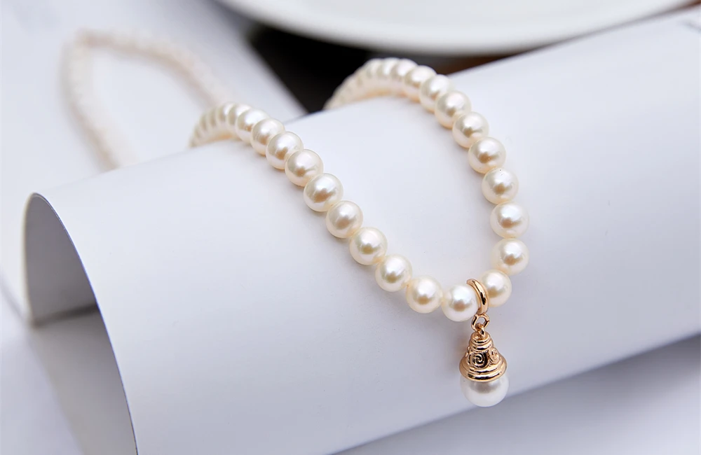 How to clean your pearls