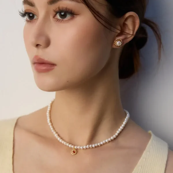 Minimalist French Elegance Natural Pearl Earrings 04