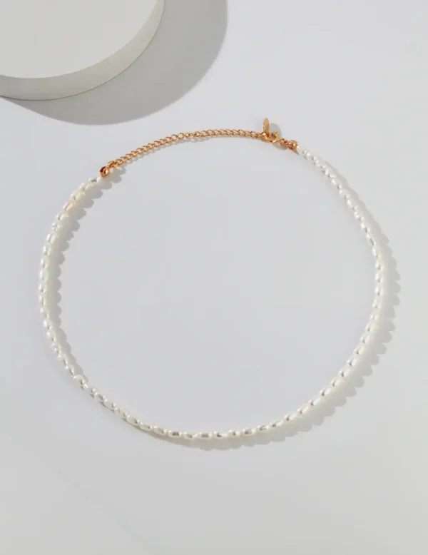 Minimalist Sterling Silver Rice Pearl Necklace 01