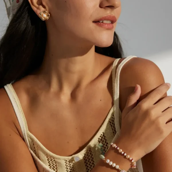 Mother-of-Pearl Ruby Bracelet 03