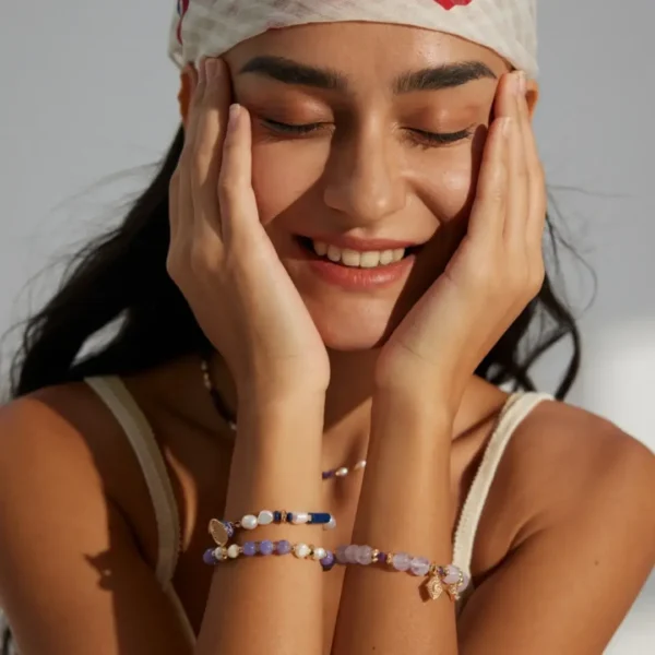 Natural Pearl Violet Lithium Glow Bracelet 05