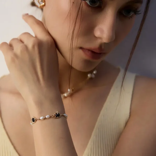 Onyx Pearl Bracelet 04