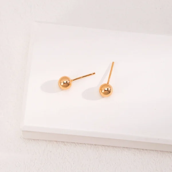 Roman Holiday Rice Pearl Earrings 03