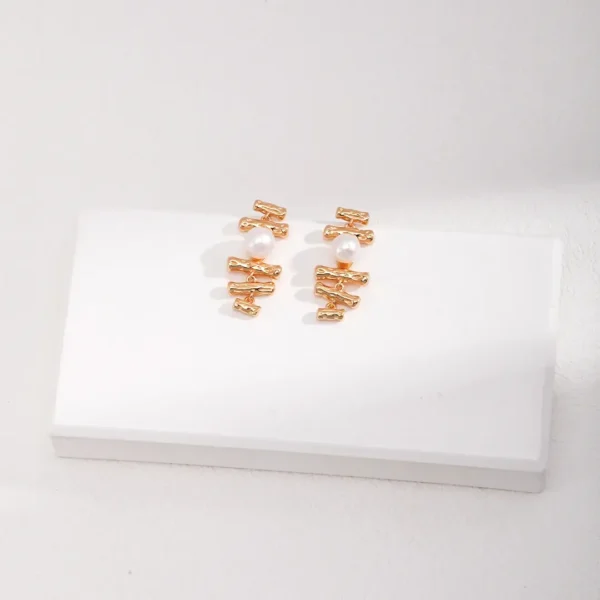 Sterling Silver Pearl Earrings 01
