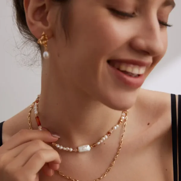 Strawberry Quartz & Baroque Pearl Necklace 05